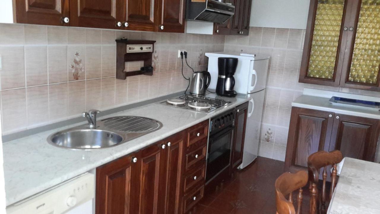 Arya Podstrana Exterior foto